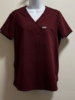 Medical Comfy Techwear FIGS Catarina One Pocket Scrub Top FW1000 Maroon Womens S